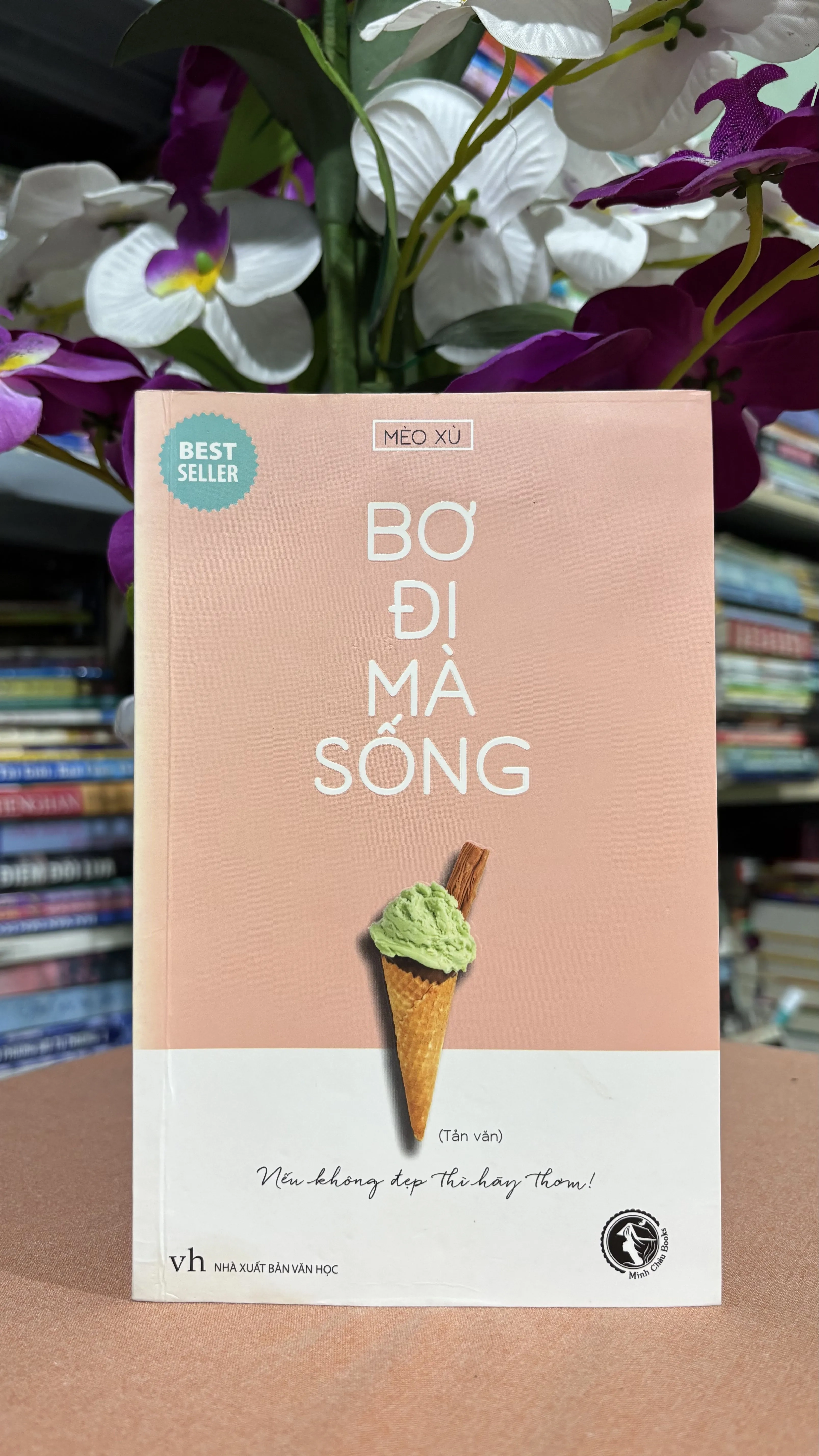 Bơ đi mà sống 🌊 by  - Sách Book Cover - Ngọc Hiển Books