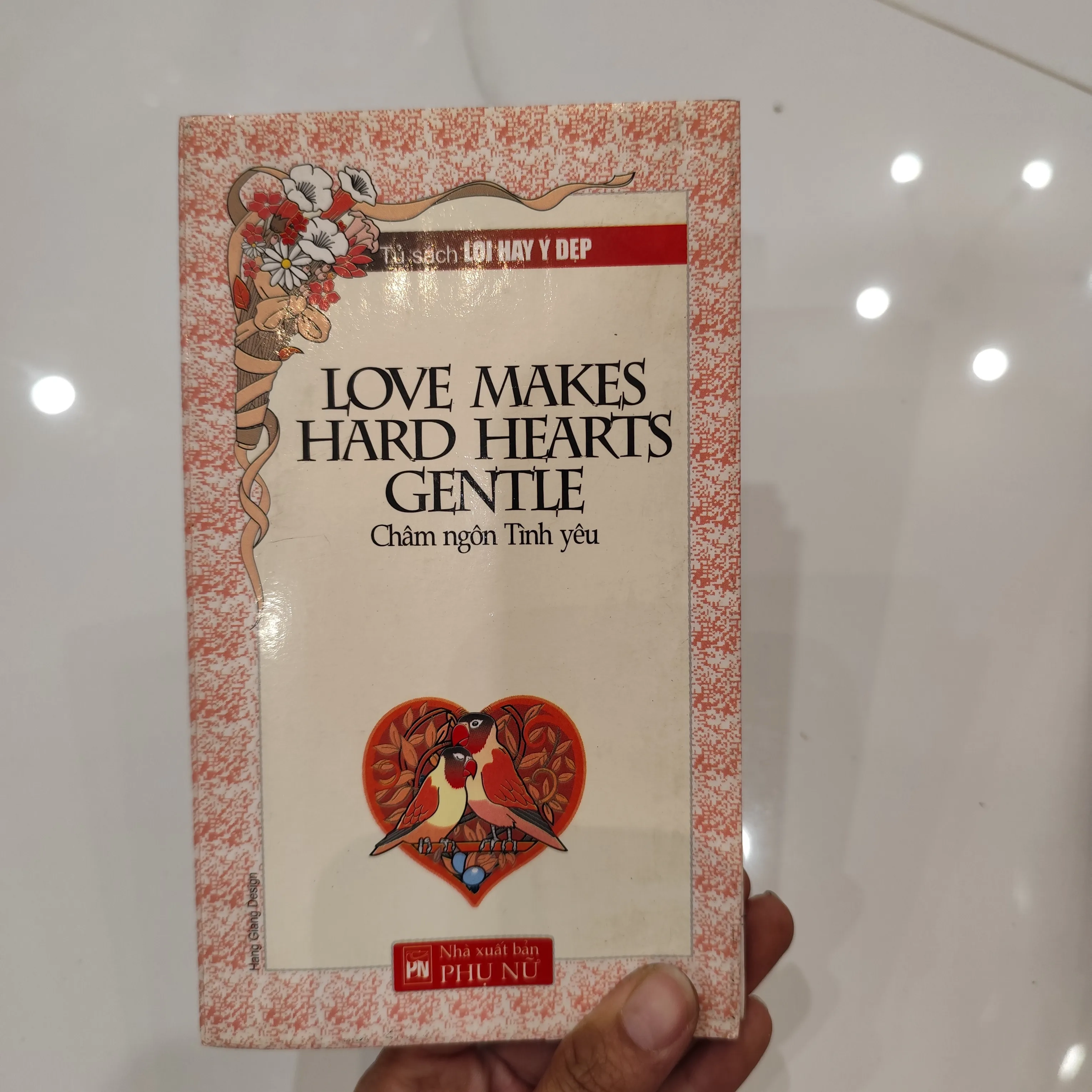 Châm ngôn tình yêu by  - Sách Book Cover - Ngọc Hiển Books