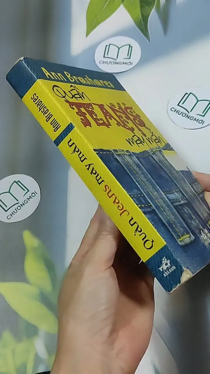 Quần jean may mắn - Ann Brashares 698570