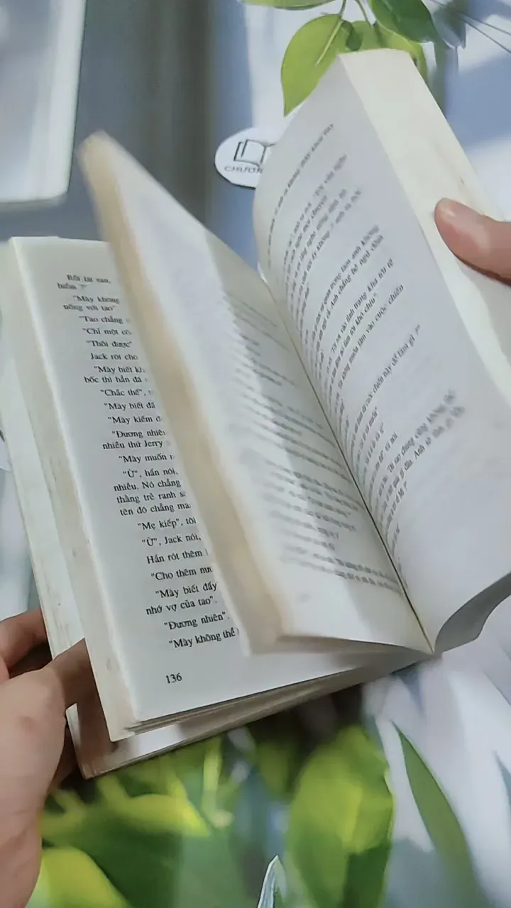 [MIỄN PHÍ BỌC SÁCH] Tác Phẩm Ernest Hemingway (Truyện ngắn và tiểu thuyết) - Ernest Hemin 744722