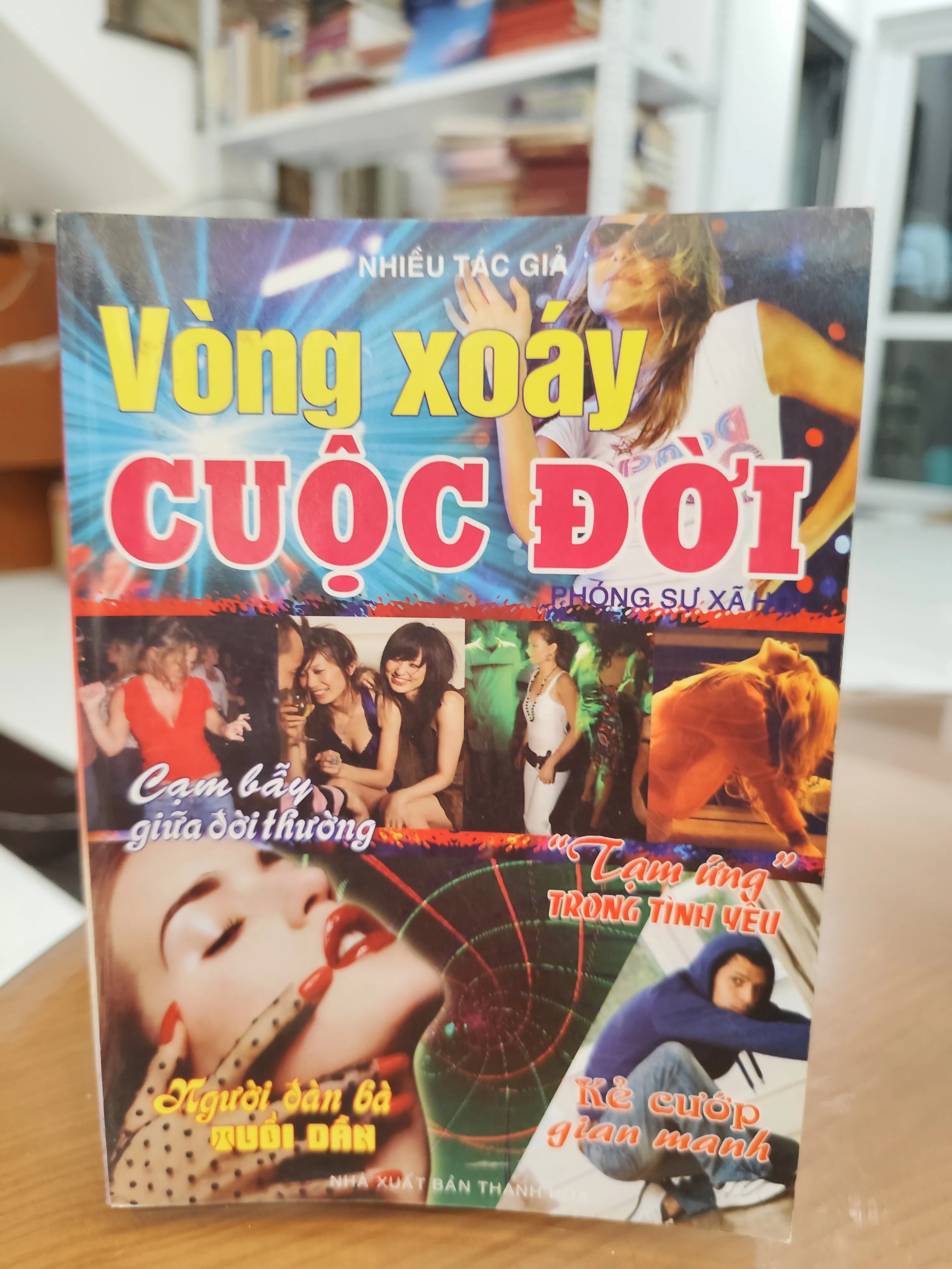 Vòng xoáy cuộc đời by  - Sách Book Cover - Ngọc Hiển Books
