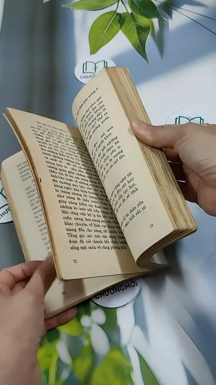 Nhà Nữ Ngoại Cảm Bất Hạnh - Guy Des Cars 713858