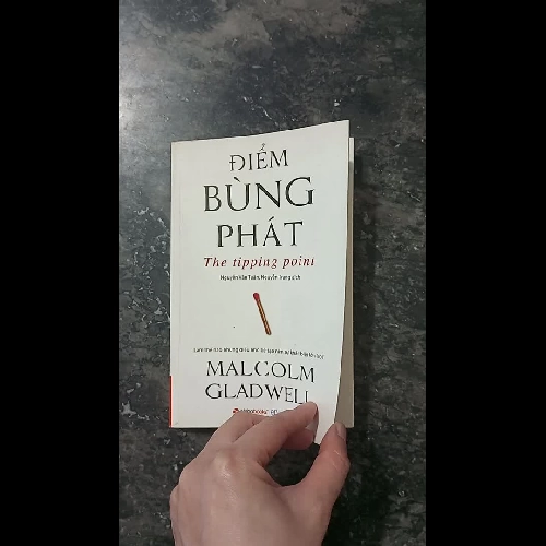 Sách Tiểu thuyết Điểm Bừng Phát của Malcolm Gladwell mới 90%