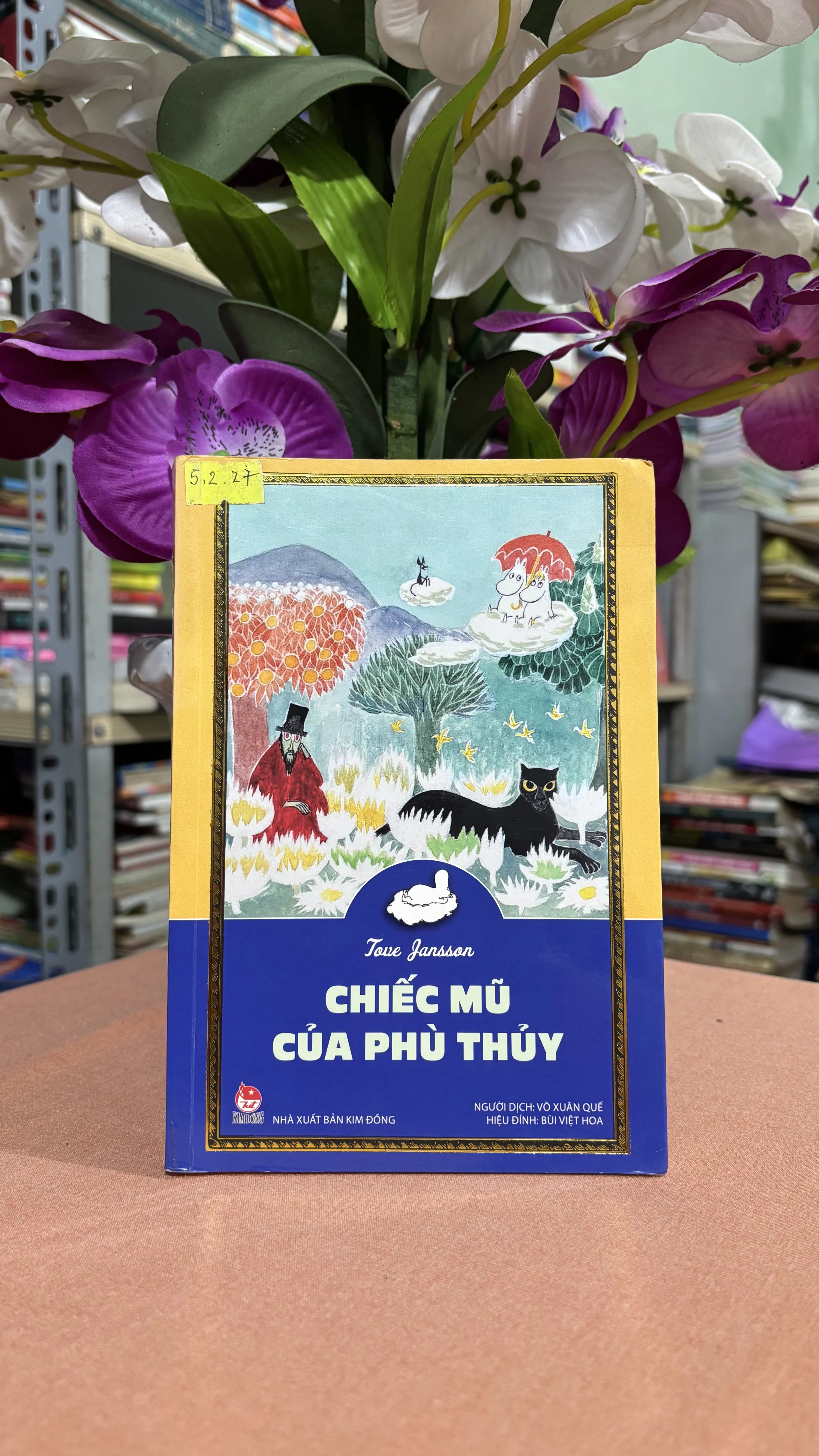 Chiếc mũ của phù thuỷ 🌊 by  - Sách Book Cover - Ngọc Hiển Books