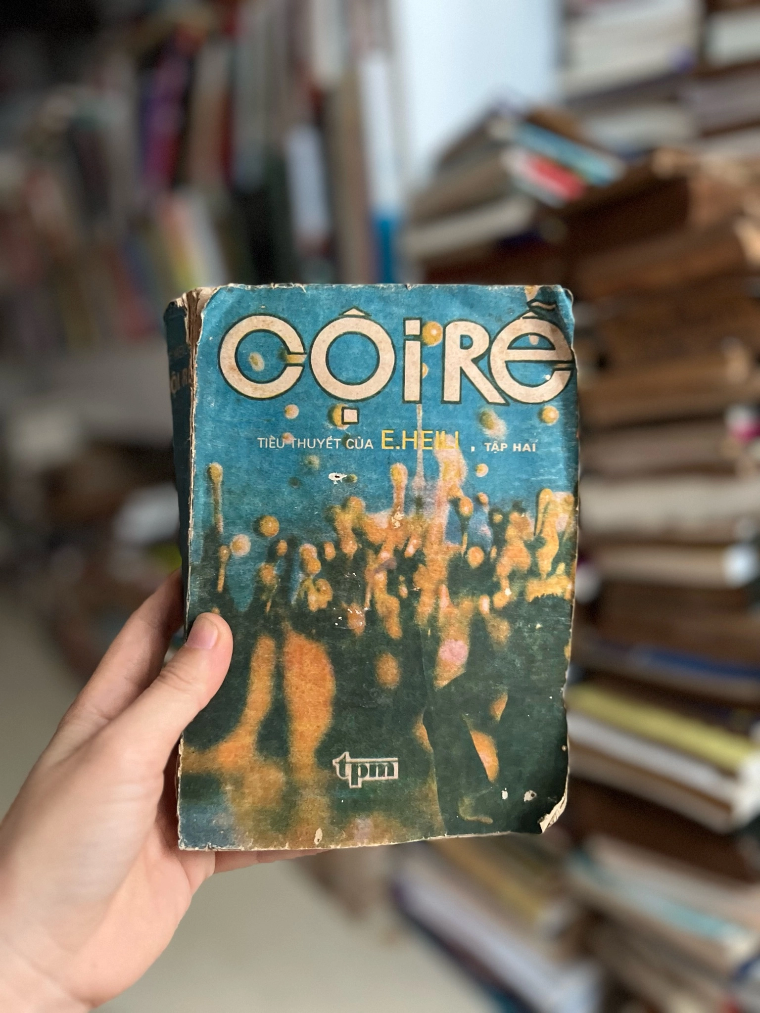 Cội rễ - tiểu thuyết của EHEILI tập 2 by  - Sách Book Cover - Ngọc Hiển Books