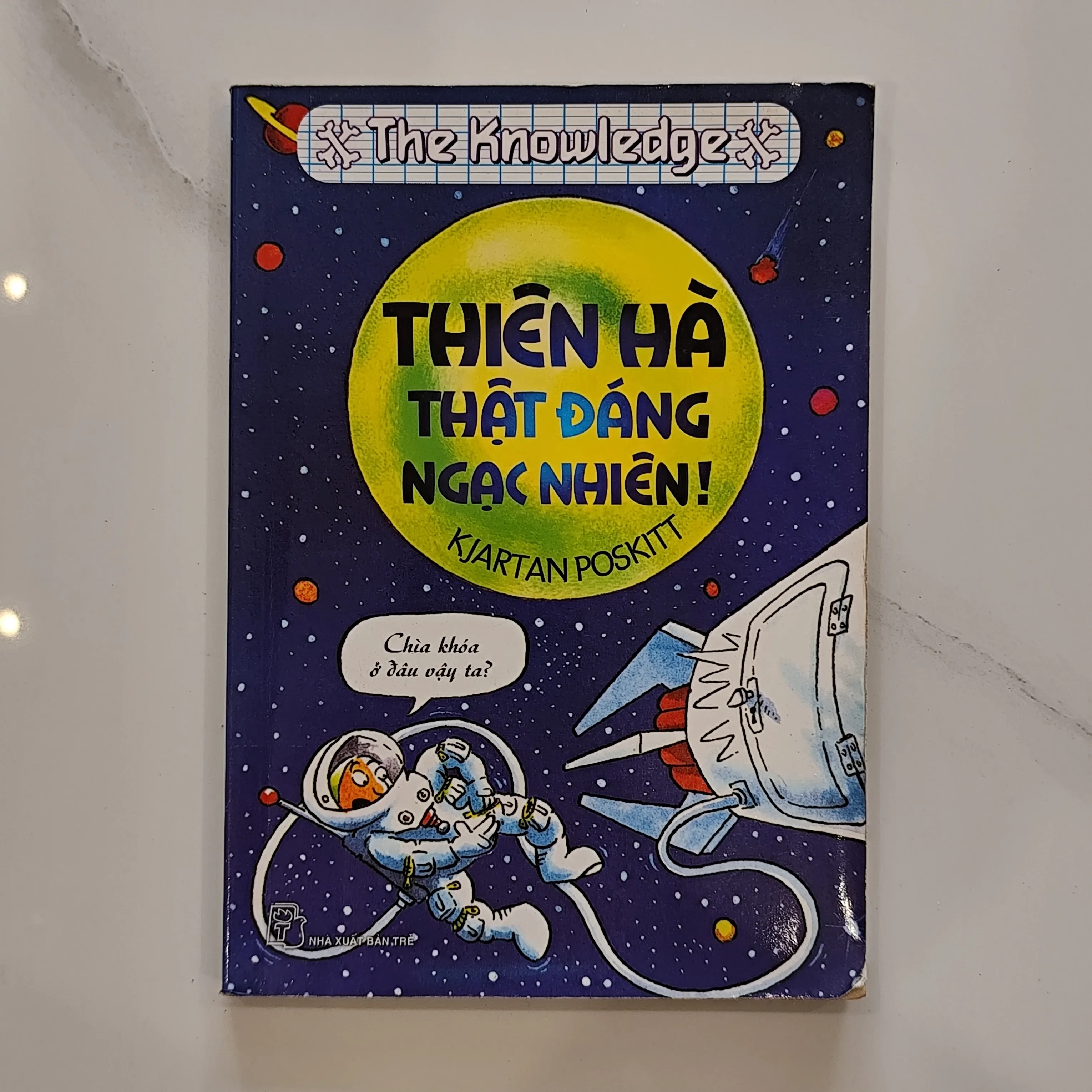 Thiên hà thật đáng ngạc nhiên by  - Sách Book Cover - Ngọc Hiển Books