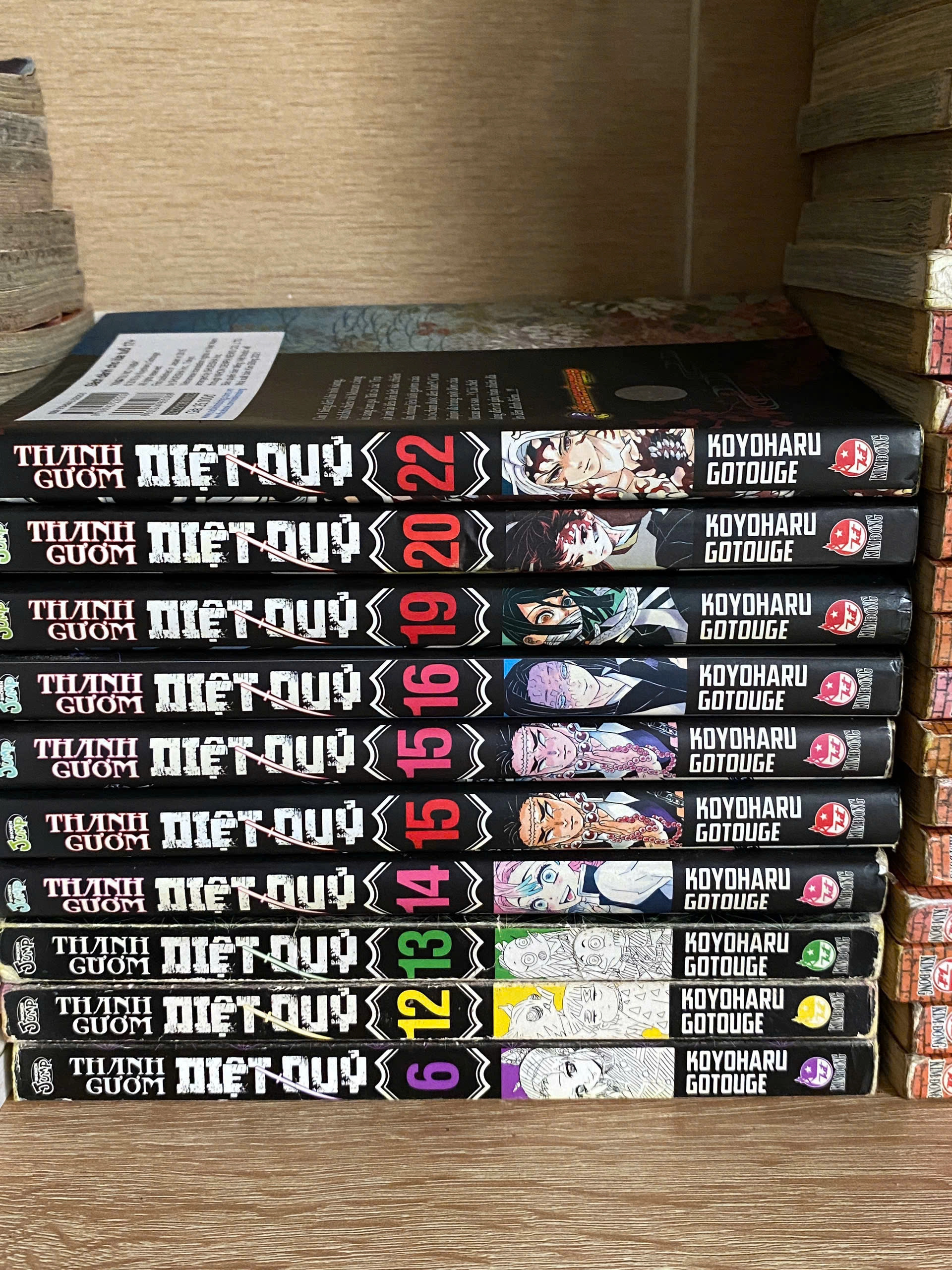 Thanh gươm diệt quỷ - Tập 6, 12, 13, 14, 15, 16, 19 ,20 , 22 by Gotōge Koyoharu - Sách Book Cover - Ngọc Hiển Books