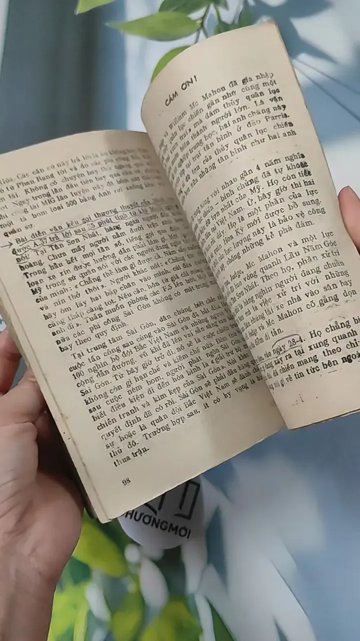 [MIỄN PHÍ BỌC SÁCH] [XƯA] 55 Ngày Chế Độ Sài Gòn Sụp Đổ (1990) - Alan Dawson 775982
