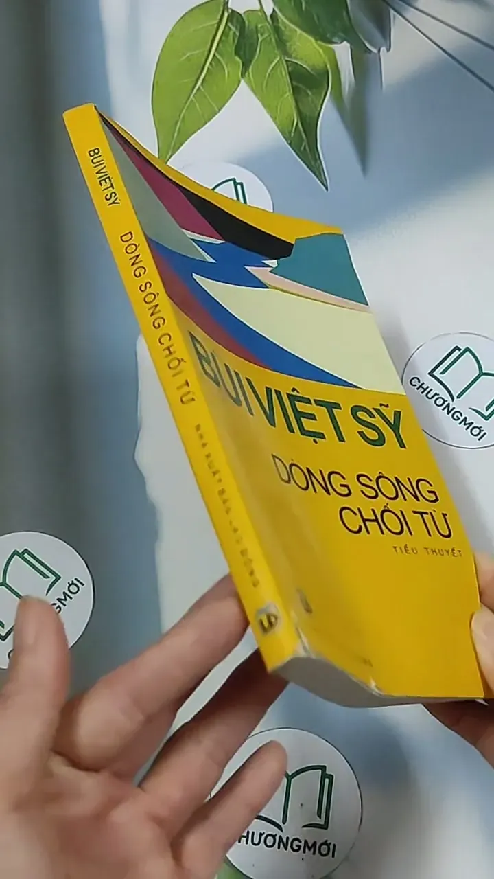 Dòng sông chối từ - Bùi Việt Sỹ 688701