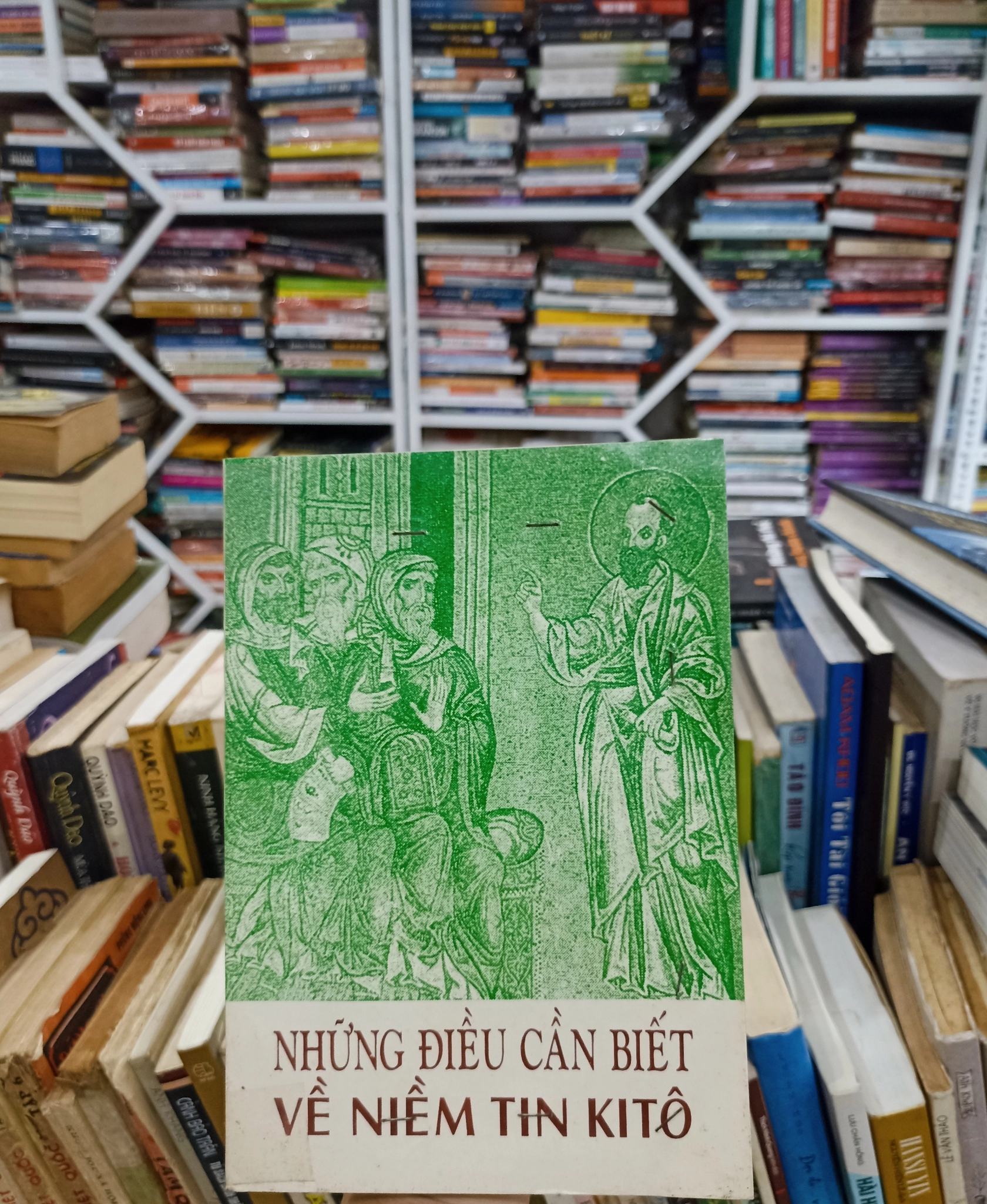 Những điều cần biết về niềm tin Kitô 🌻 by R. D. Wahrheit - Sách Book Cover - Ngọc Hiển Books
