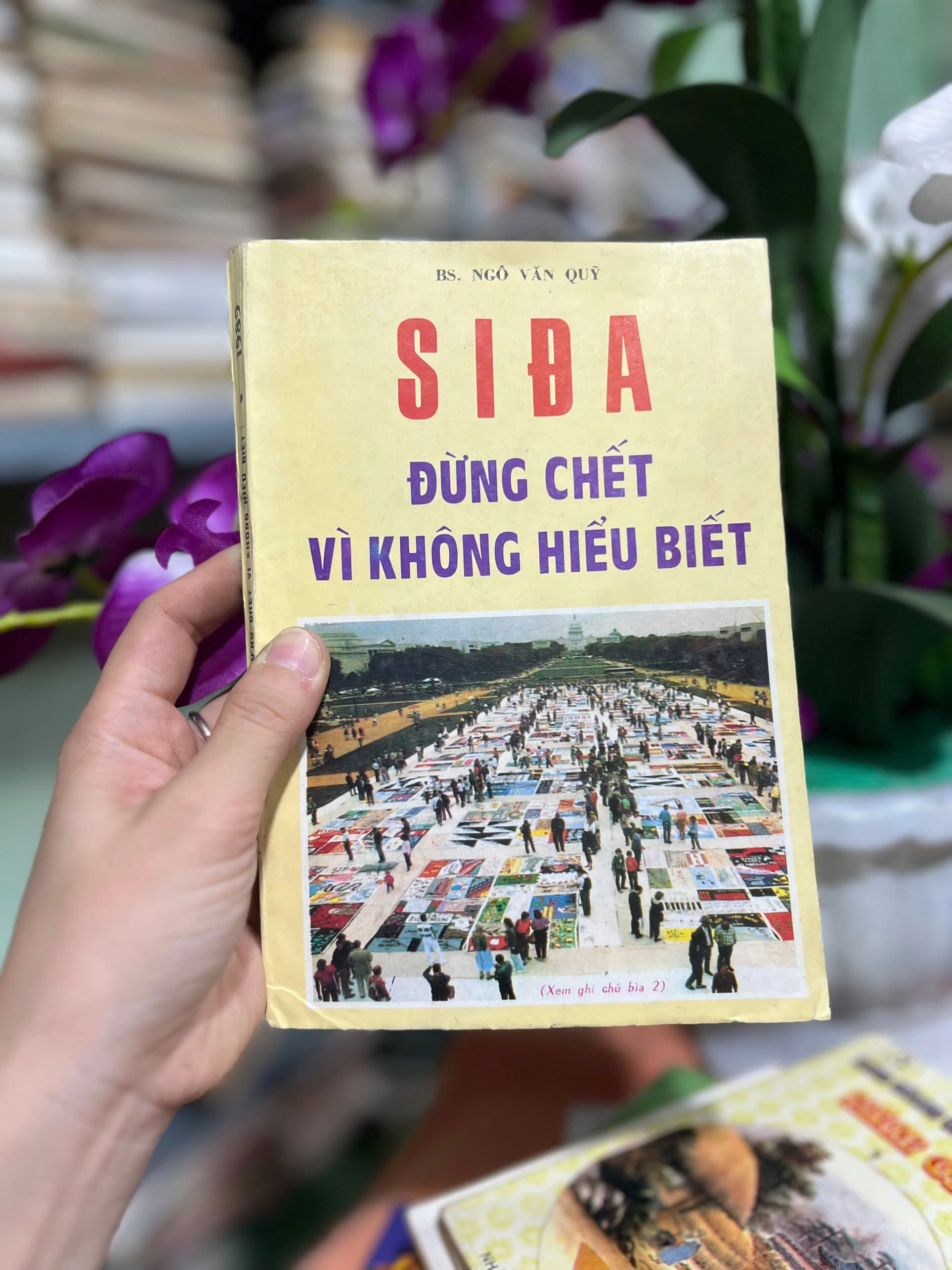Si Đa Đừng Chết Vì Không Hiểu Biết by  - Sách Book Cover - Ngọc Hiển Books