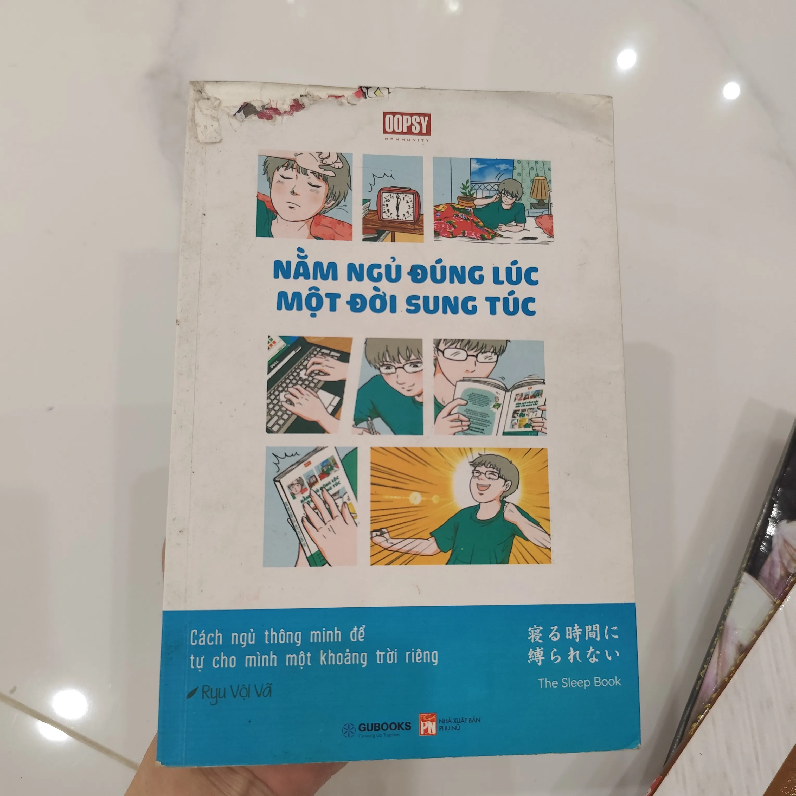 Nằm ngủ đúng lúc một đời sung túc by  - Sách Book Cover - Ngọc Hiển Books