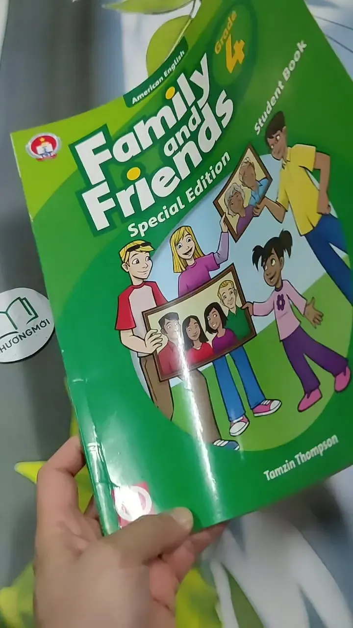 Family And Friends Grade 4 Student Book (Special Edition) 713905