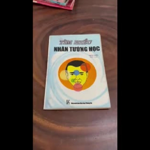 II Xem Tướng: Tìm Hiểu Nhân Tướng Học - Trúc Viên - 2000