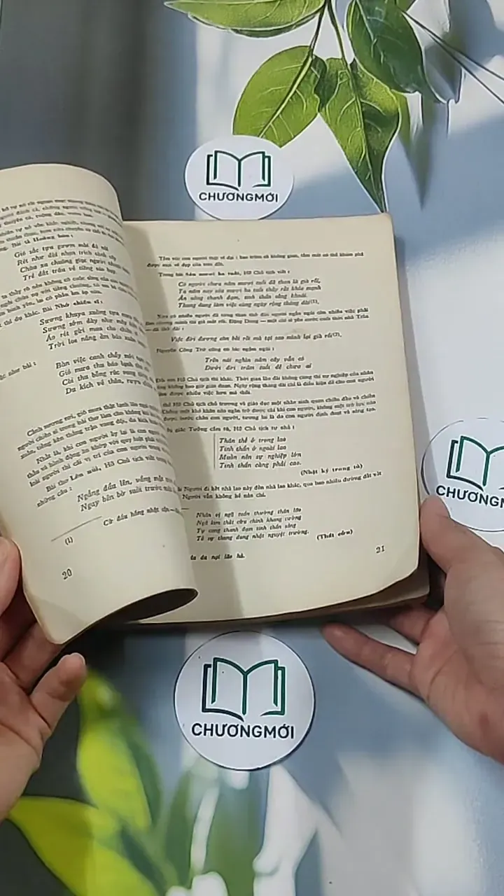 [MIỄN PHÍ BỌC SÁCH] Thơ Ca Hồ Chủ Tịch (1974) 674966