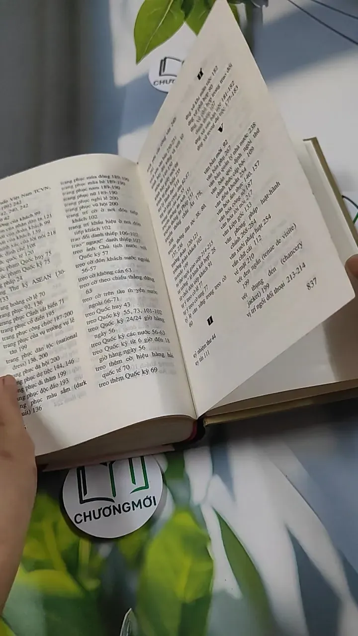 [MIỄN PHÍ BỌC SÁCH] Nghi Thức Nhà Nước - TS. Lưu Kiếm Thanh 749591