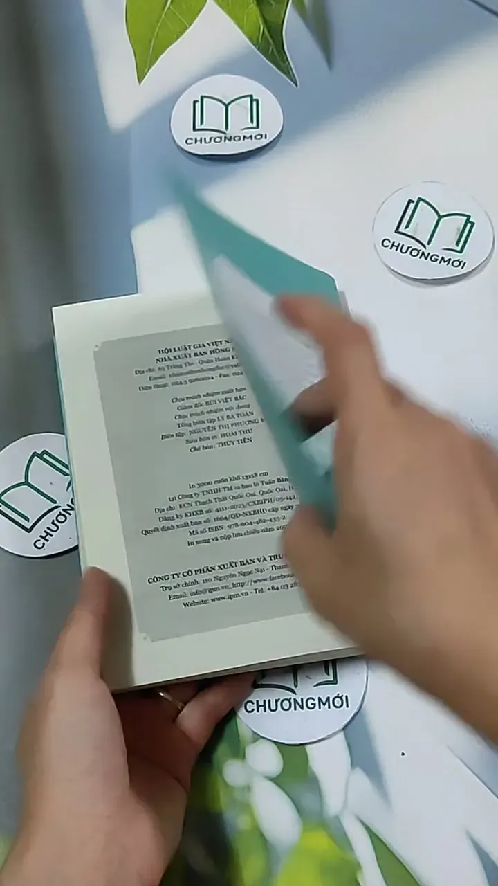 Khi Muốn Khóc Tôi Đeo Mặt Nạ Mèo - Iwasa Mamoru 703137