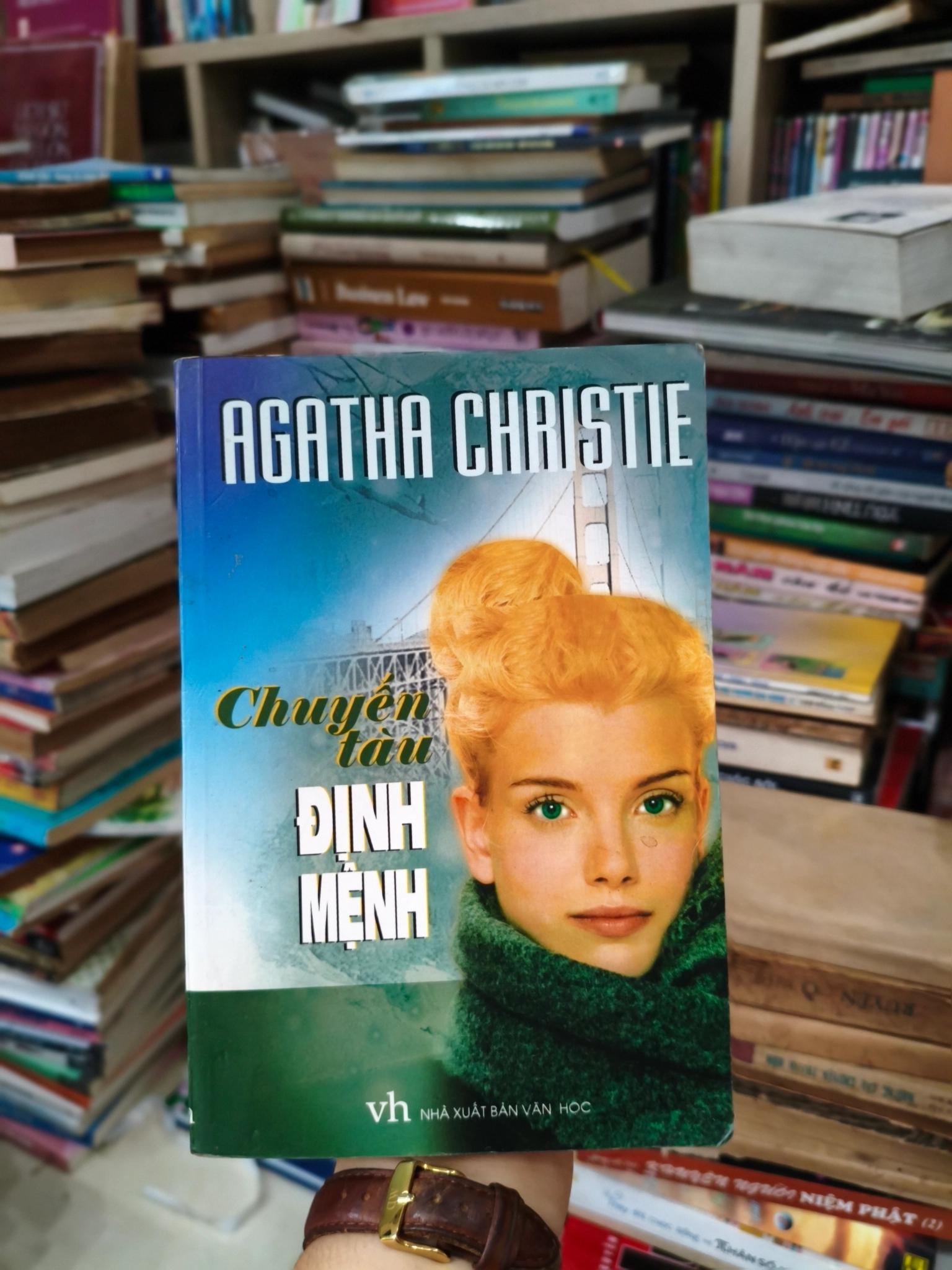 Chuyến tàu định mệnh 🌱 by  - Sách Book Cover - Ngọc Hiển Books