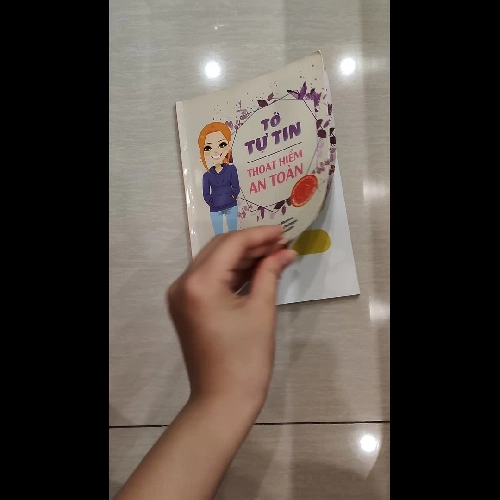 Sách Thoát Hiểm An Toàn Tờ Tư Tín - Alex Munive, Lucero Quiroga mới 90%