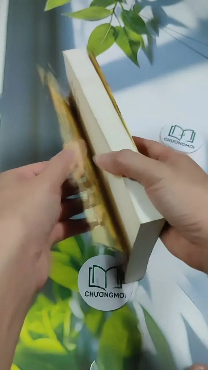 Bốn Tháng Yêu Chưa Đủ - Nhân Hải Trung 705722