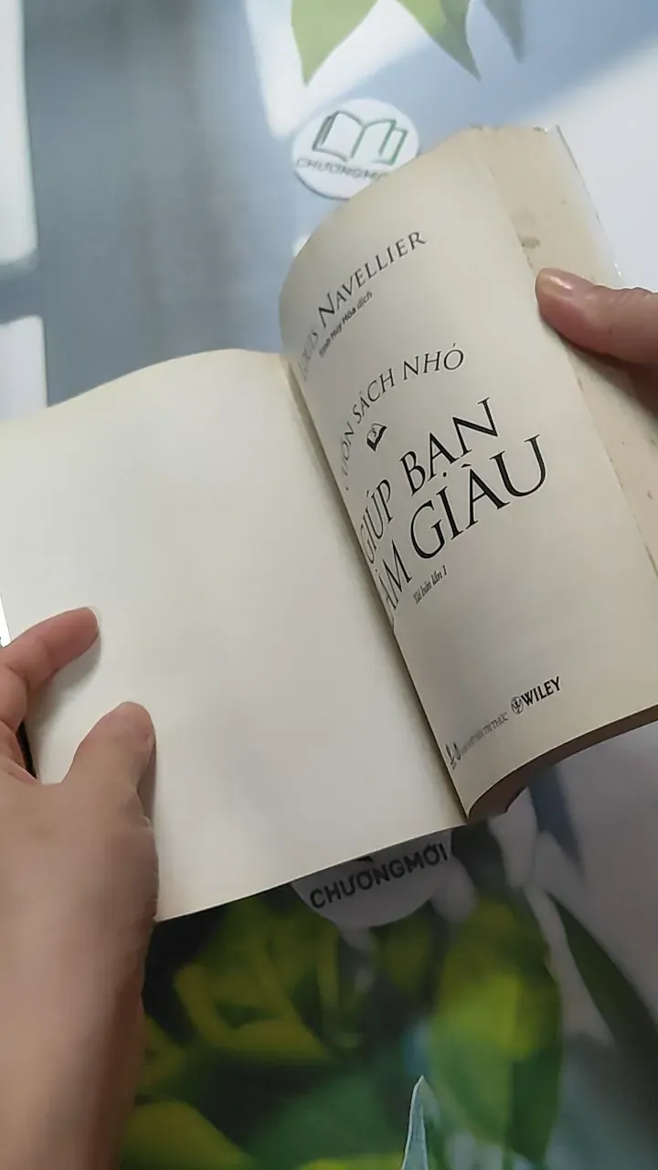 Cuốn Sách Nhỏ Giúp Bạn Làm Giàu - Louis Navellier 787042