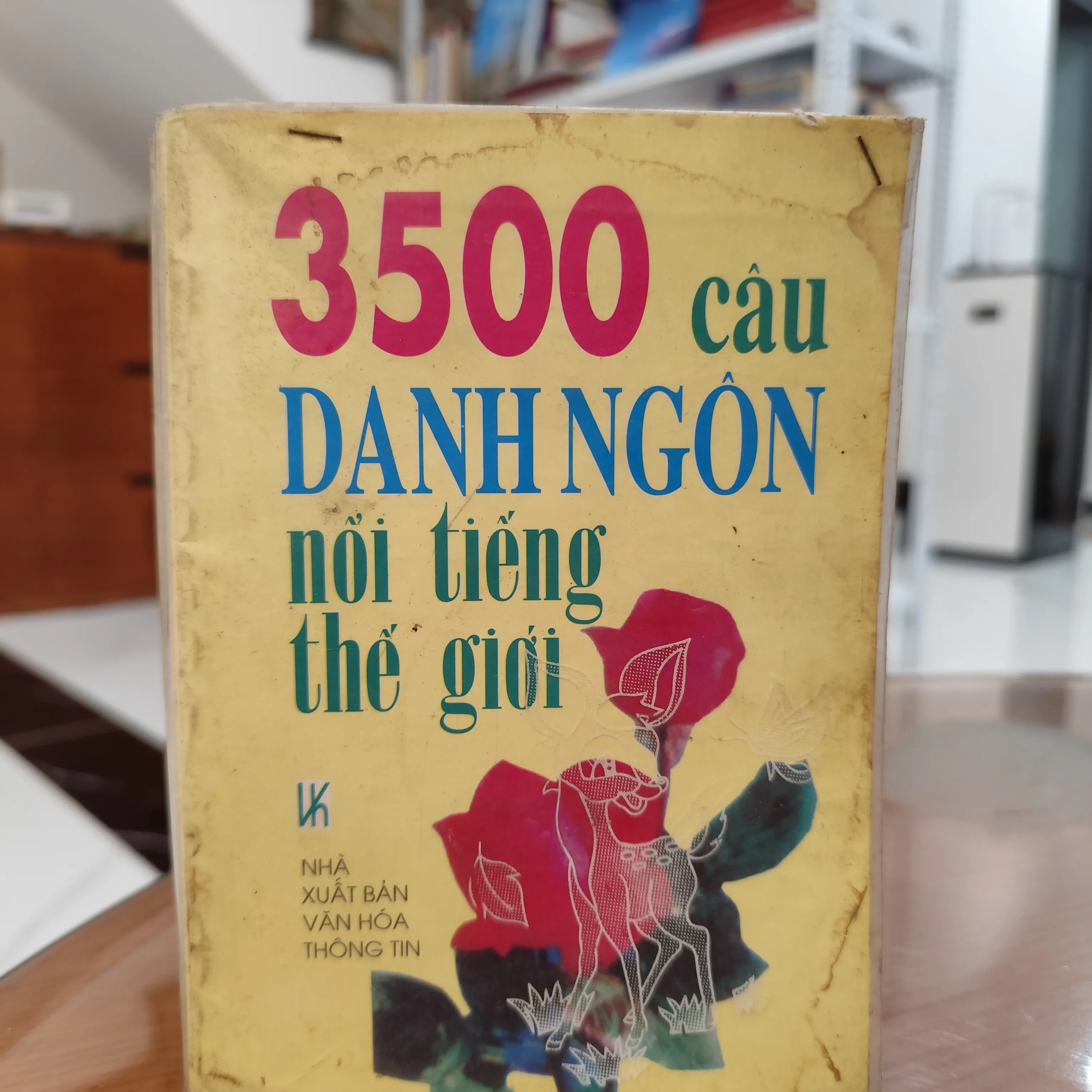3500 câu danh ngôn nổi tiếng thế giới by  - Sách Book Cover - Ngọc Hiển Books