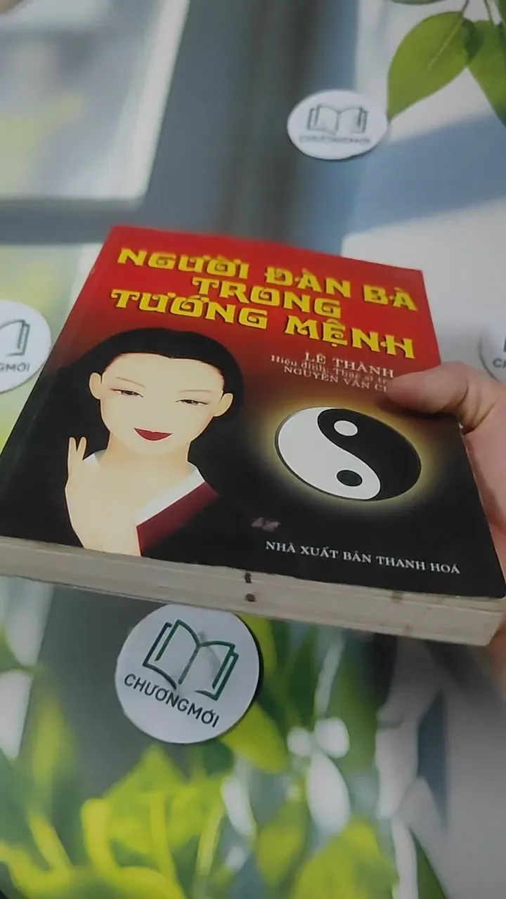 Người Đàn Bà Trong Tướng Mệnh - Lê Thành 727384