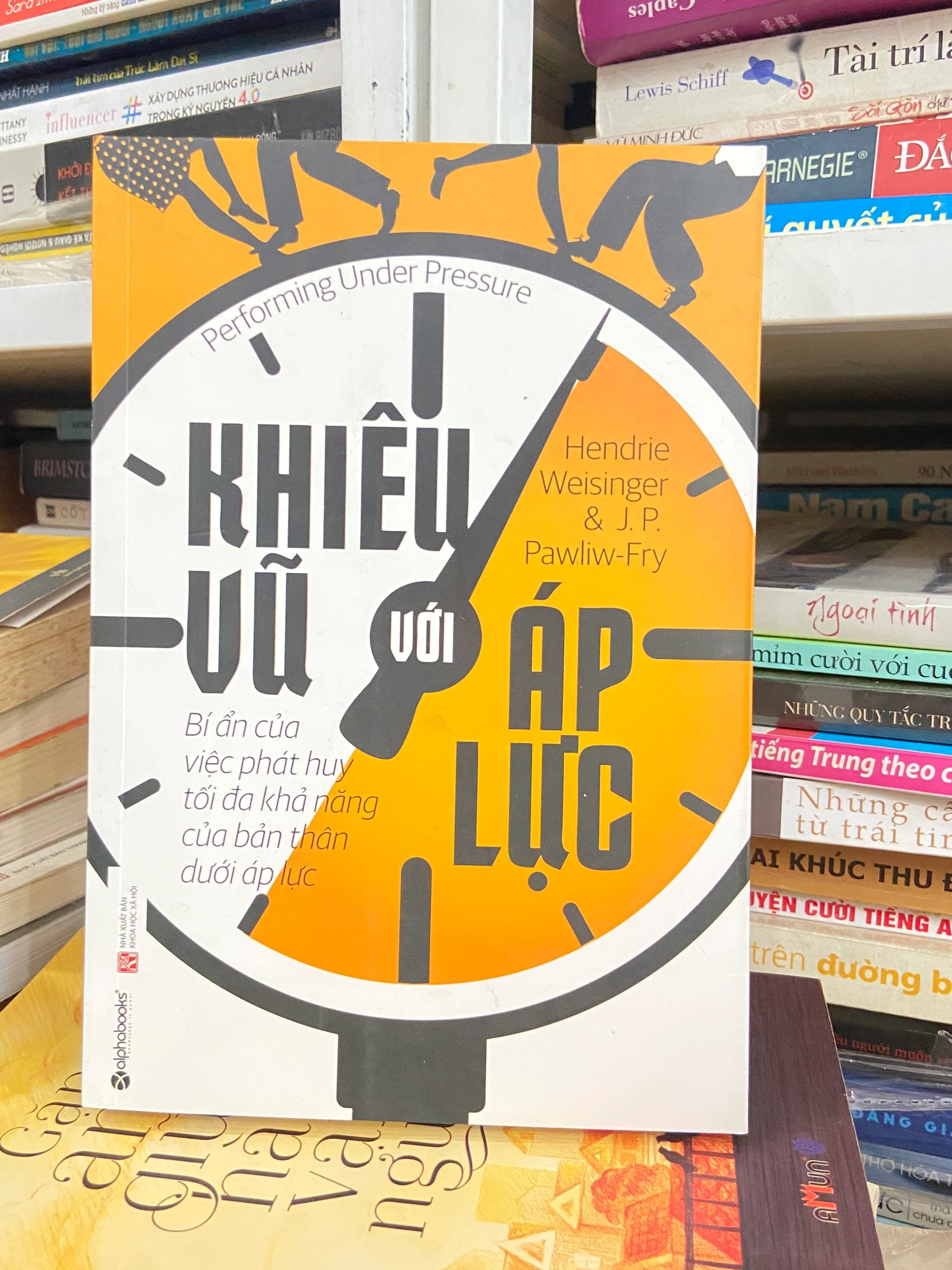 Khiêu Vũ Với Áp Lực by  - Sách Book Cover - Ngọc Hiển Books