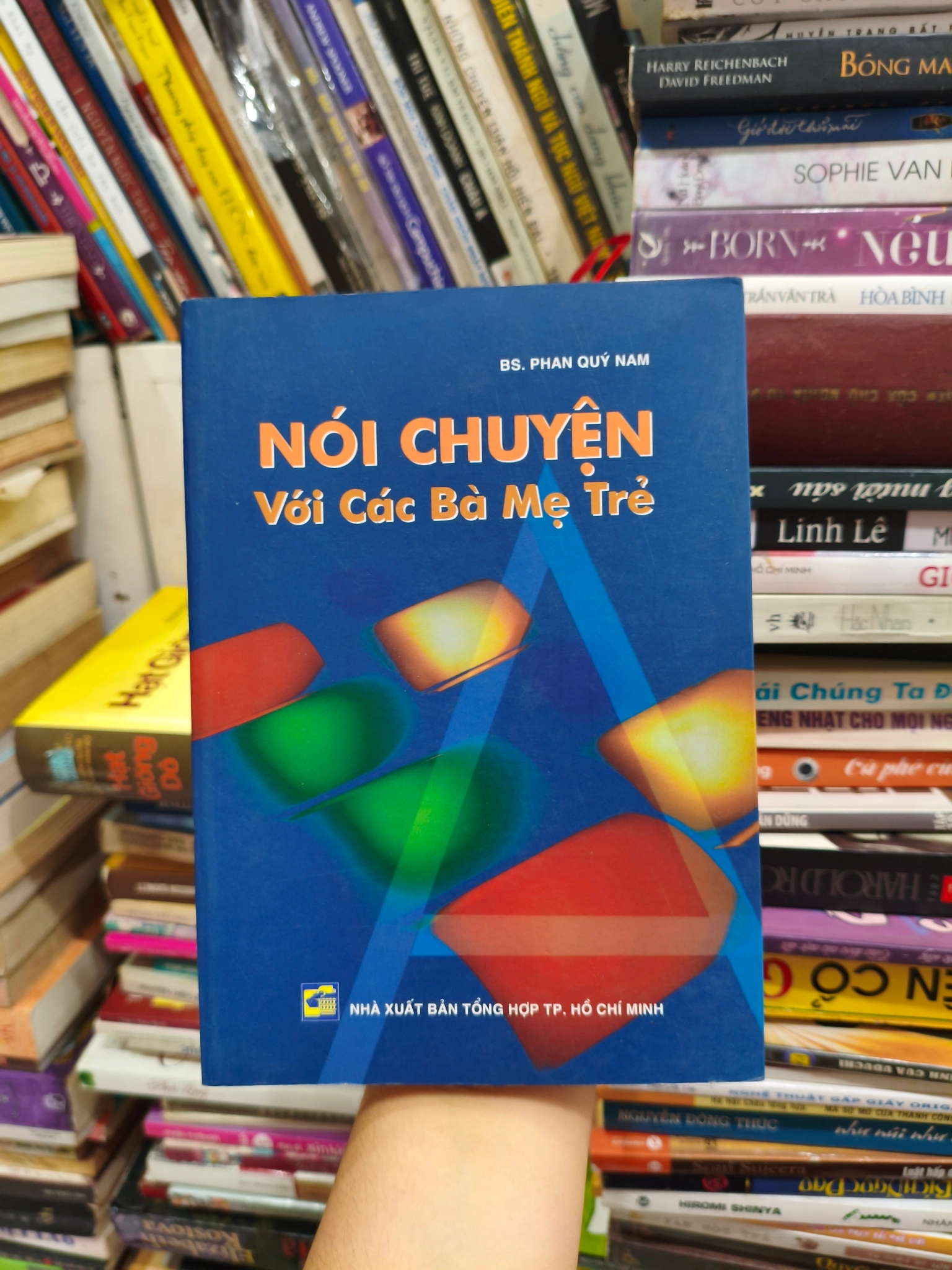 Nói chuyện với các bà mẹ trẻ 🌱 by  - Sách Book Cover - Ngọc Hiển Books