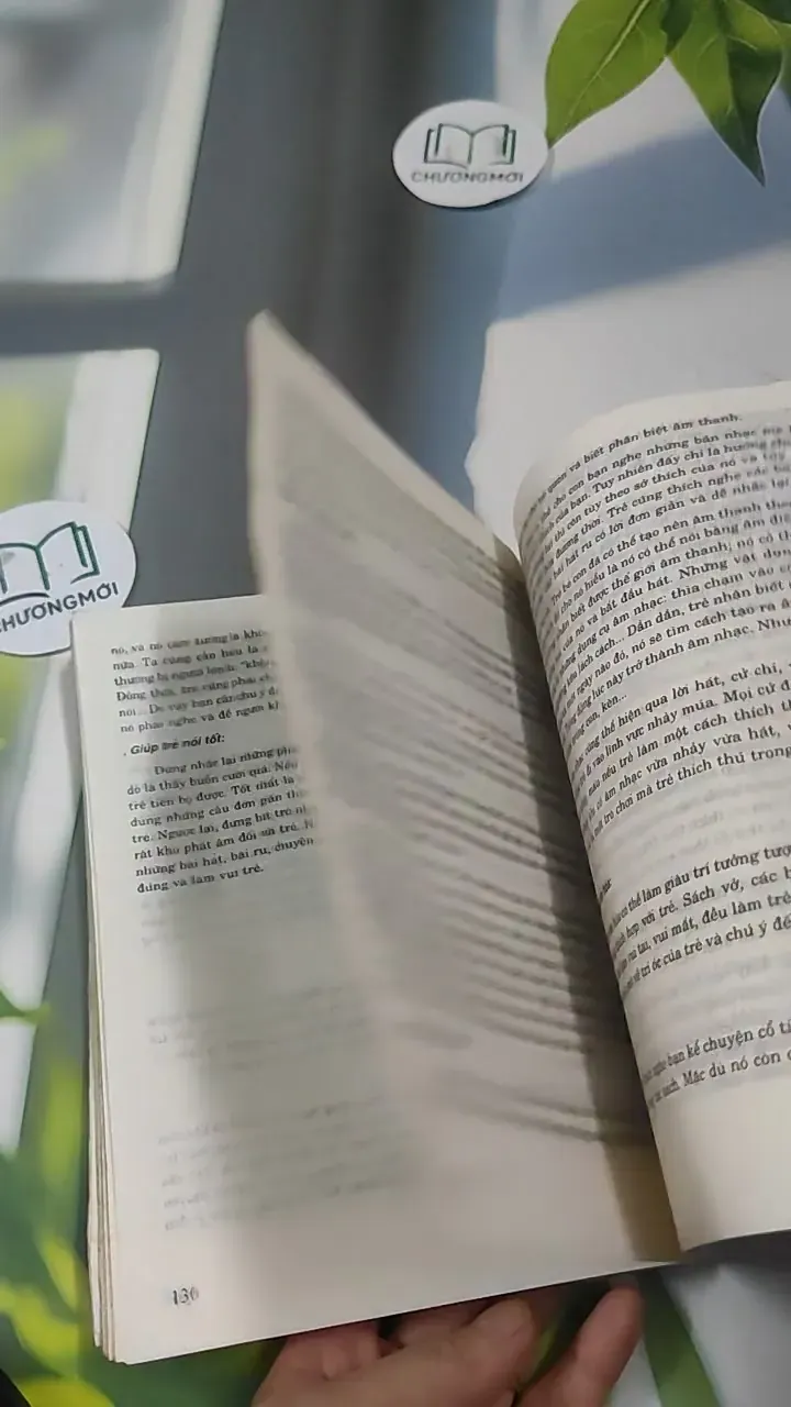 Những Điều Cần Biết Cho Các Cặp Vợ Chồng Trẻ - Nuôi Trẻ Từ Sơ Sinh Đến 12 Tuổi - BS. Lê T 727350
