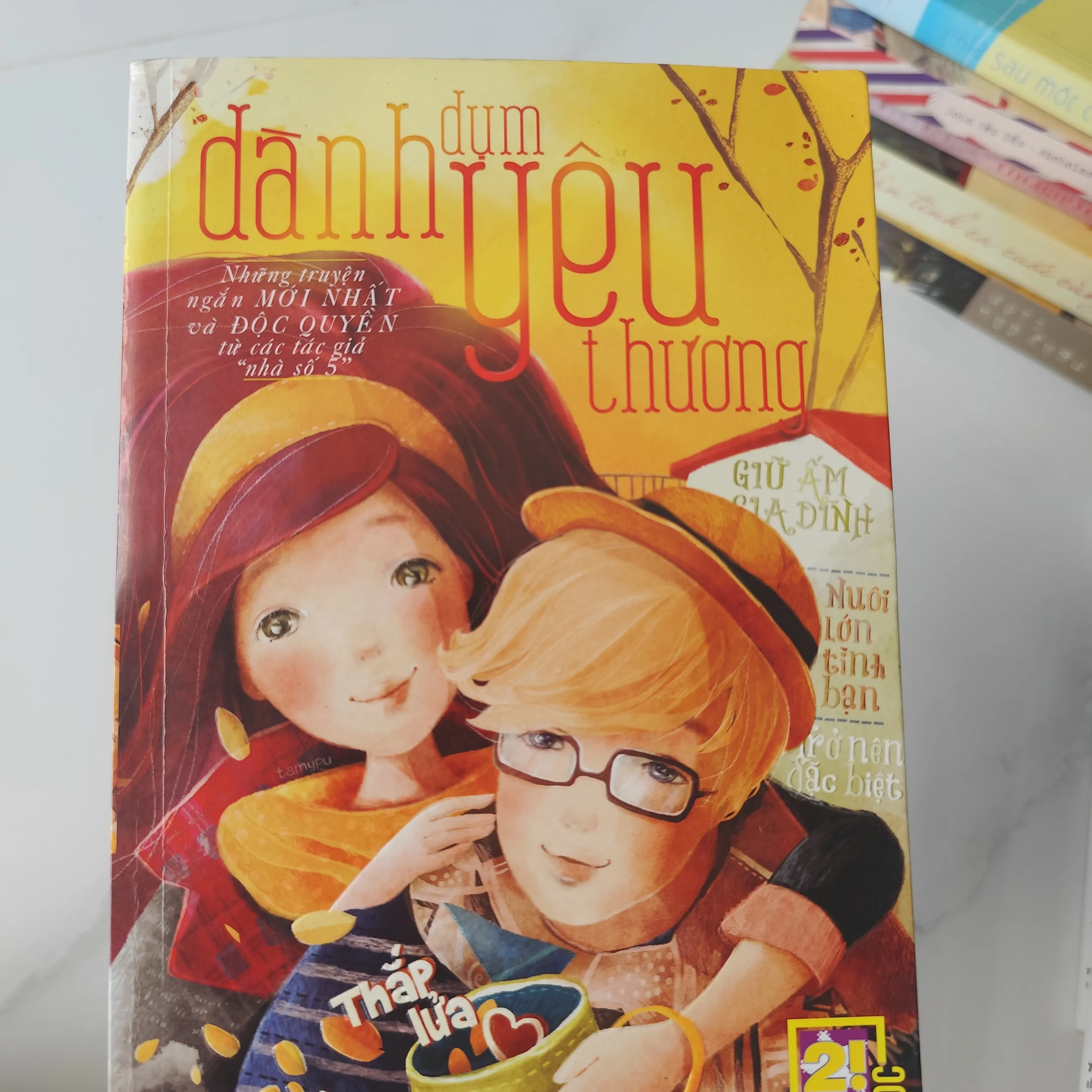 Dành dụm yêu thương by  - Sách Book Cover - Ngọc Hiển Books