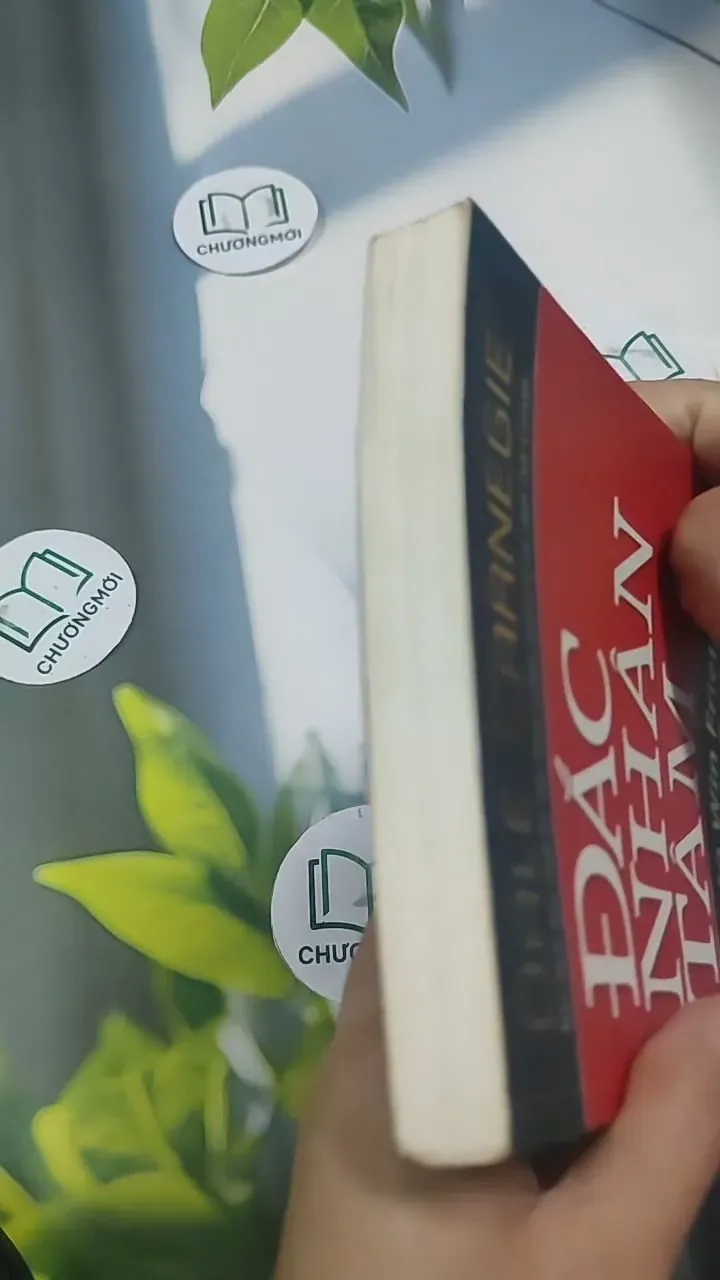 Đắc Nhân Tâm - Dale Carnegie 715579