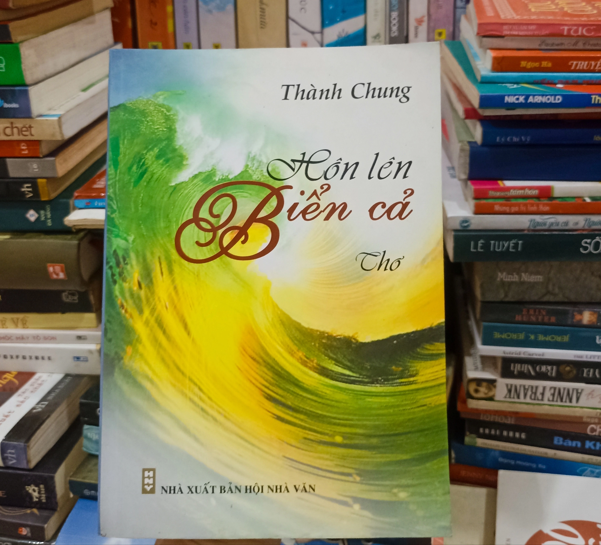 Hôm lên biển cả 🌻 by  - Sách Book Cover - Ngọc Hiển Books