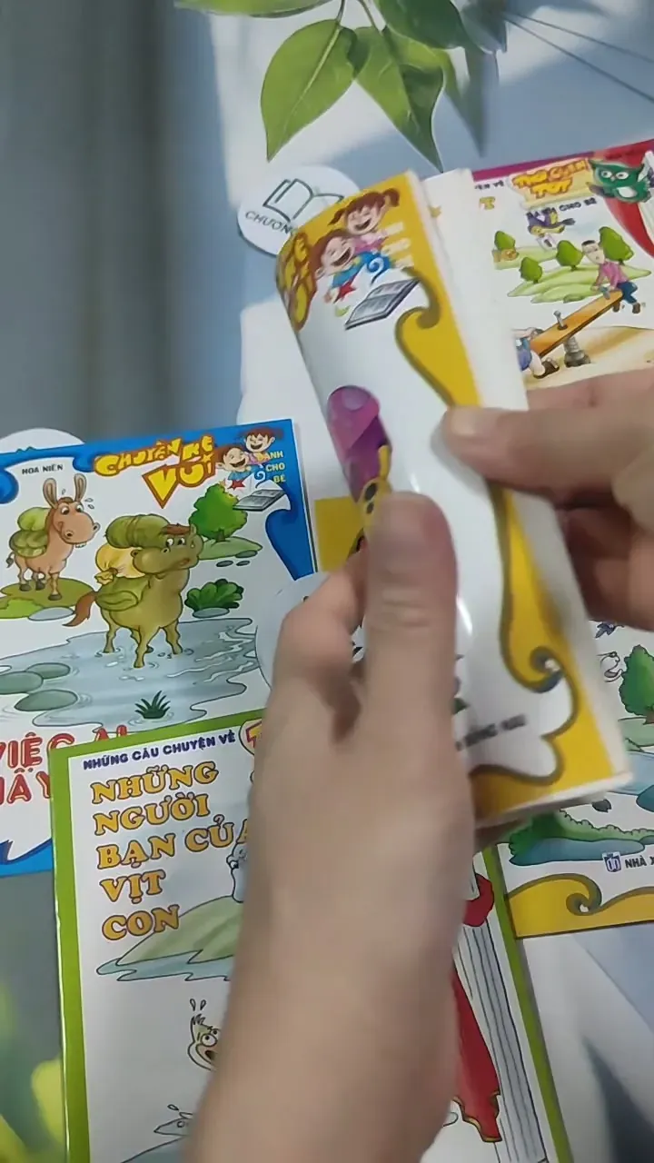 Combo Truyện Màu: Số Một Và Số Không, Tình Bạn Của Chó, Việc Ai Nấy Làm, Nét Đẹp Của Hươu 715656