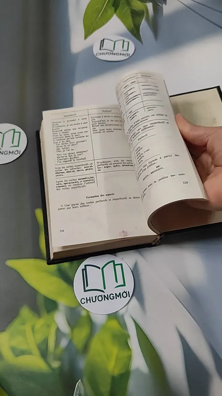 Guide de Conversation Français-Russe - Y.G. Ovsienko & J.P. Dussaussois 749551