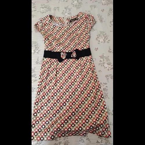 Váy họa tiết size S (hiệu The One) 