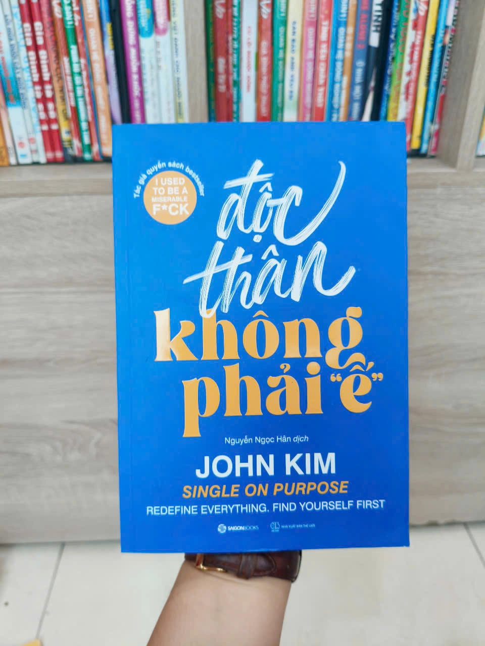 Độc Thân Không Phải "Ế" by  - Sách Book Cover - Ngọc Hiển Books