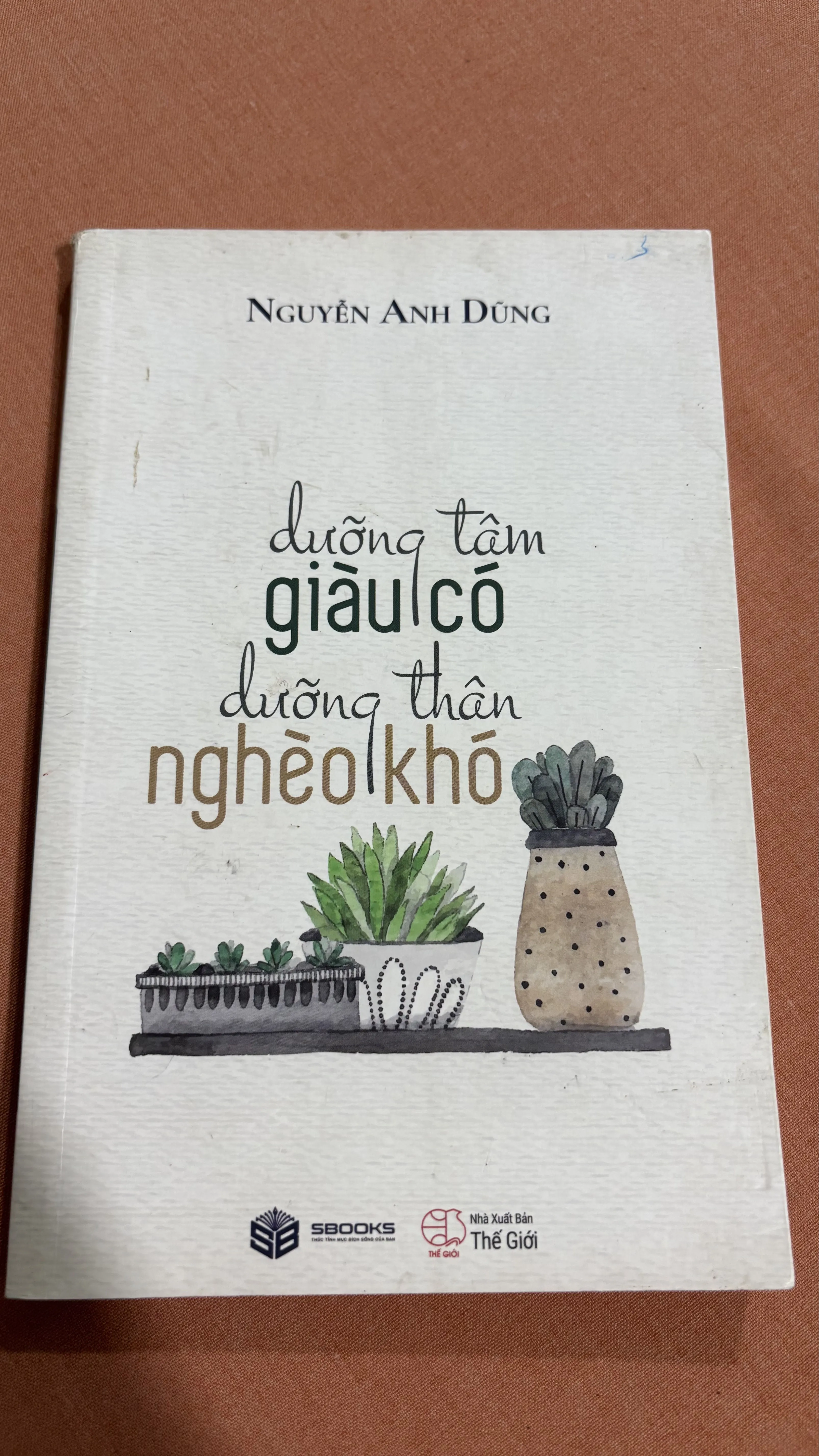 Dưỡng tâm giàu có, dưỡng thân nghèo khó 🌊 by  - Sách Book Cover - Ngọc Hiển Books