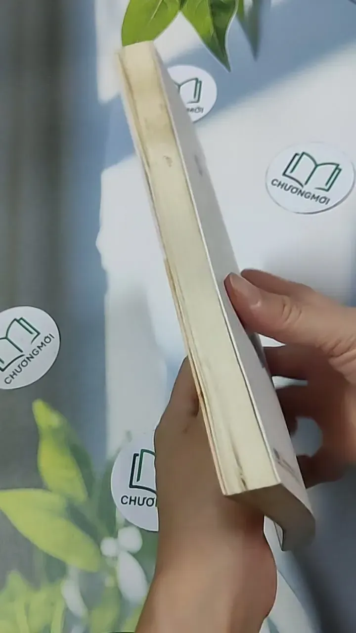 Cuộc sống rất giống cuộc đời 698587