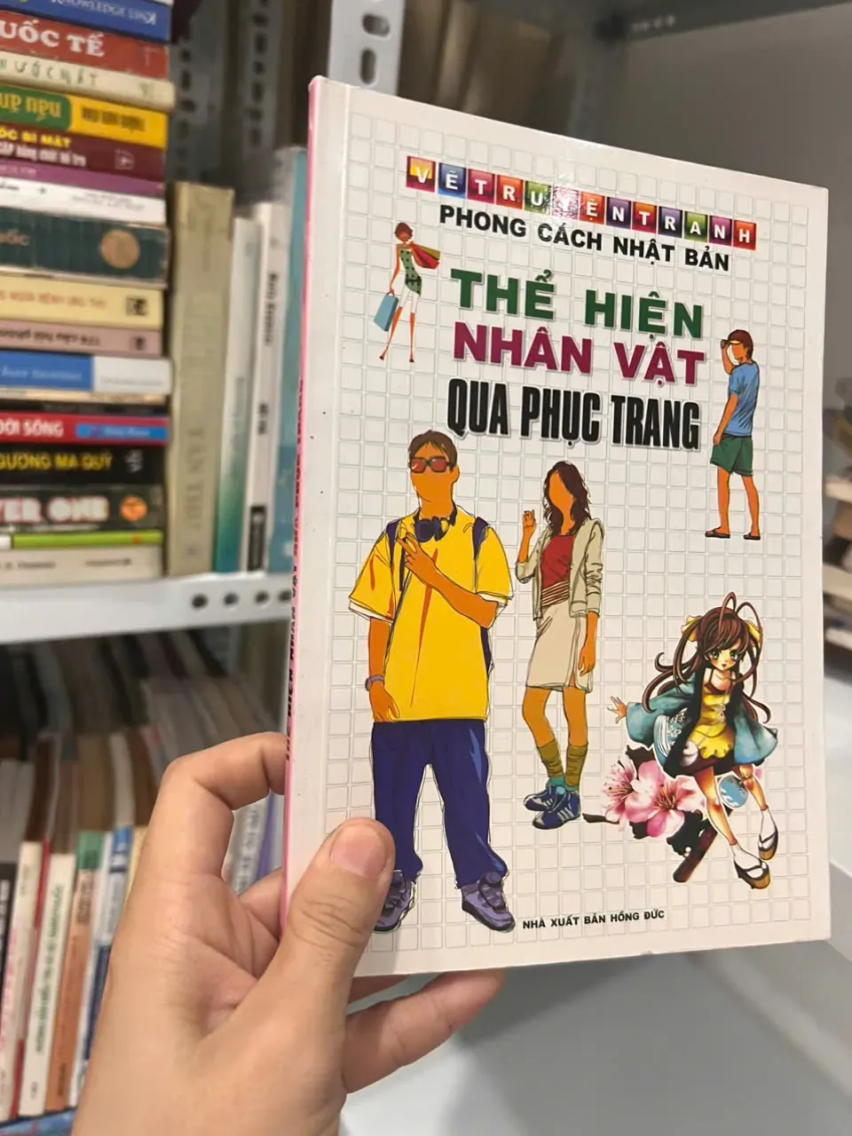 Thể Hiện Nhân Vật Qua Phục Trang. by  - Sách Book Cover - Ngọc Hiển Books