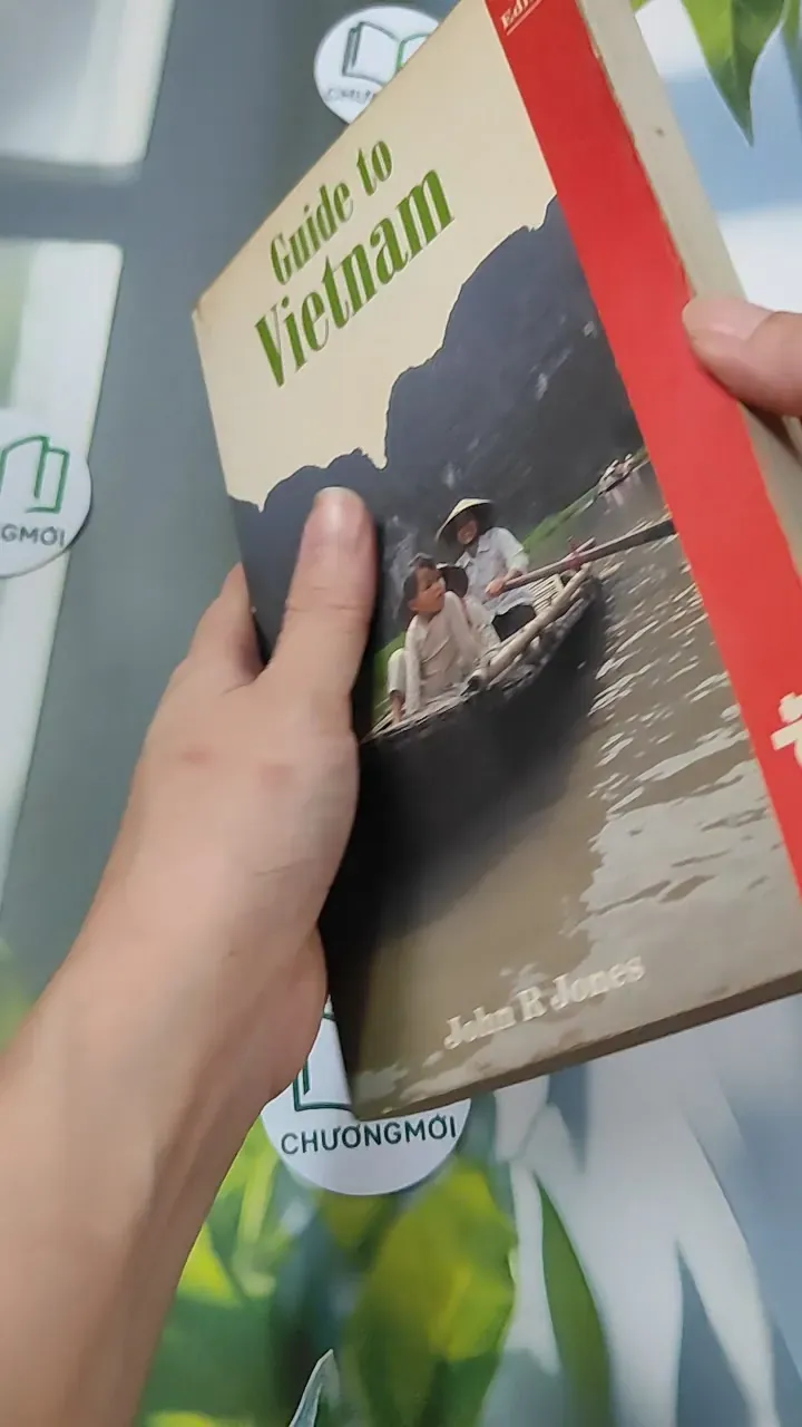 [XƯA] Guide to Vietnam (1994) - John R. Jones 754528