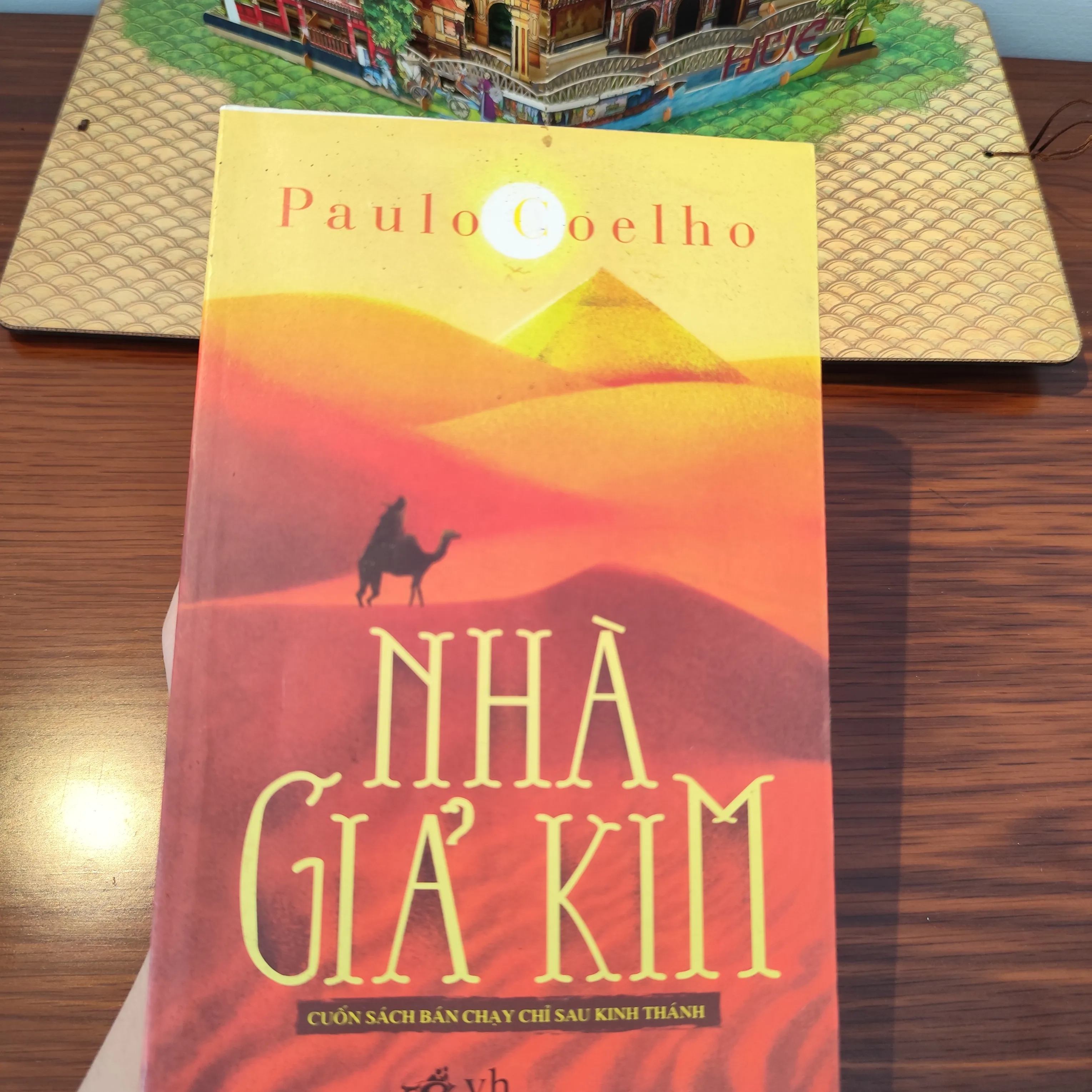 Nhà giả kim by  - Sách Book Cover - Ngọc Hiển Books