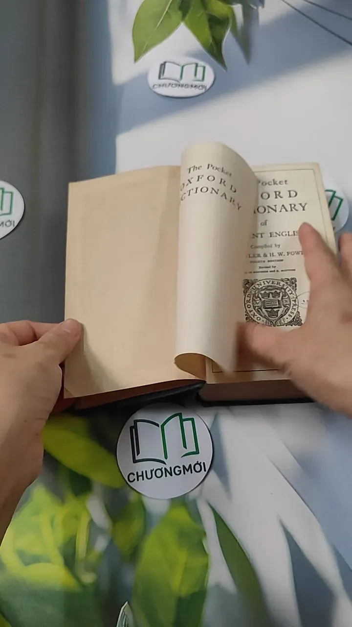 Pocket Oxford Dictionary (1959) 749528