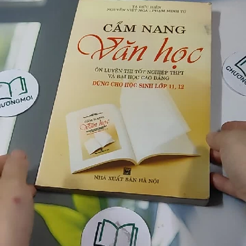 Cẩm Nang Văn Học Ôn Thi THPT Đại Học Cao Đẳng lớp 11 12 - Tạ Đức Hiền