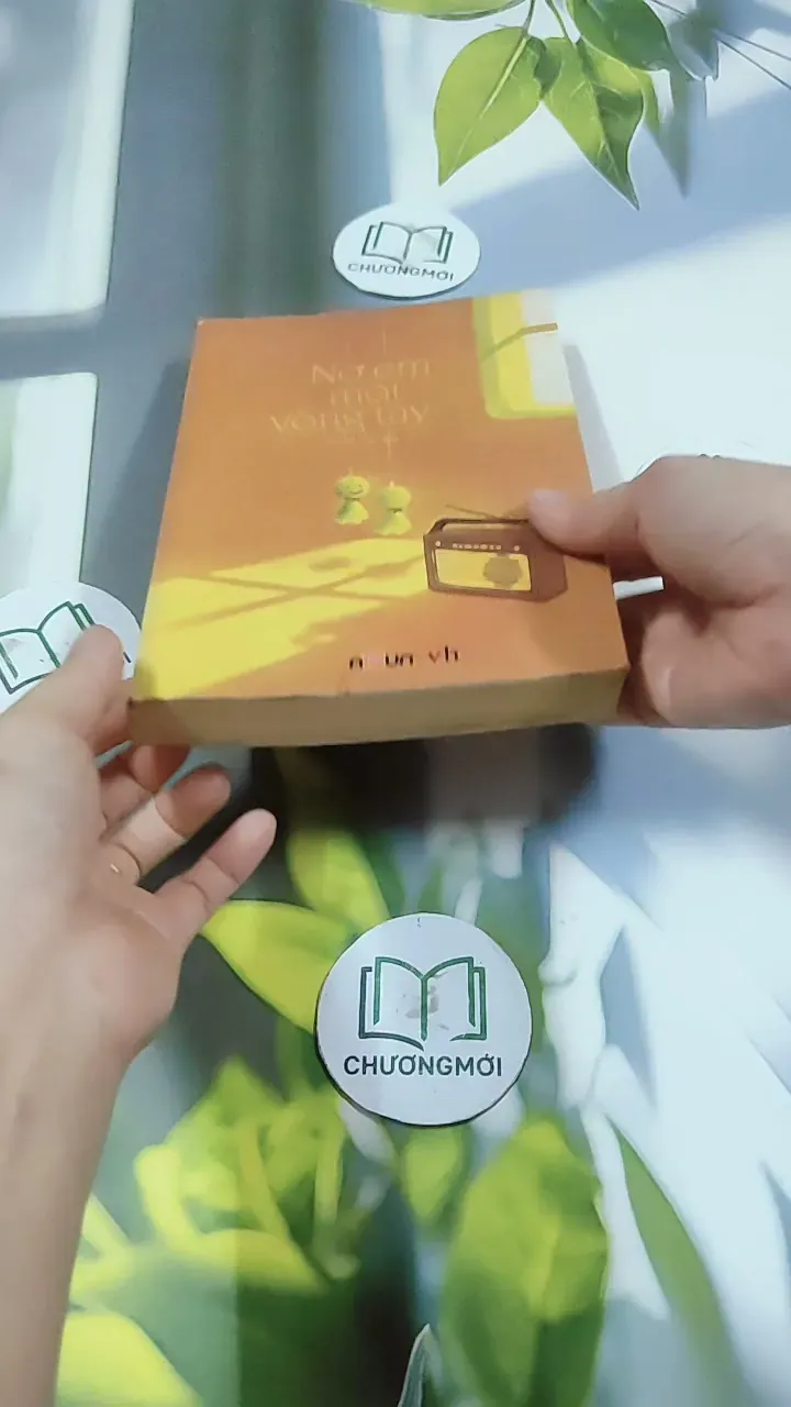 Nợ Em Một Vòng Tay 744713