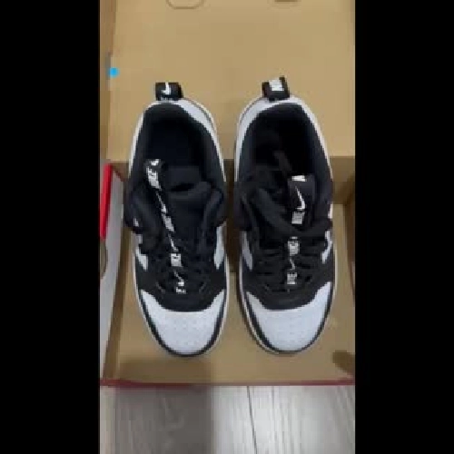 Cần pass giầy thể thao Nike chính hãng