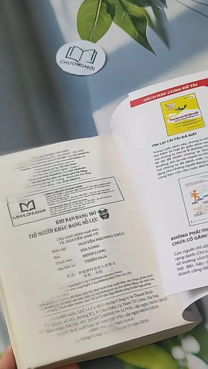 Khi Bạn Đang Mơ Thì Người Khác Đang Nỗ Lực - Vĩ Nhân 705607