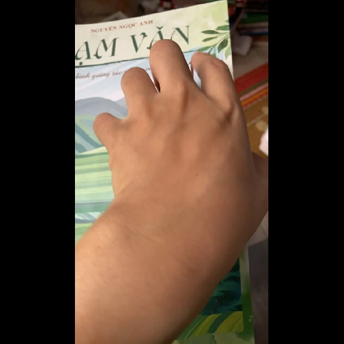 Trạm Văn - Nguyễn Ngọc Anh