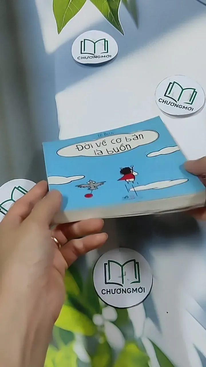 Đời Về Cơ Bản Là Buồn Cười - Lê Bích 703161