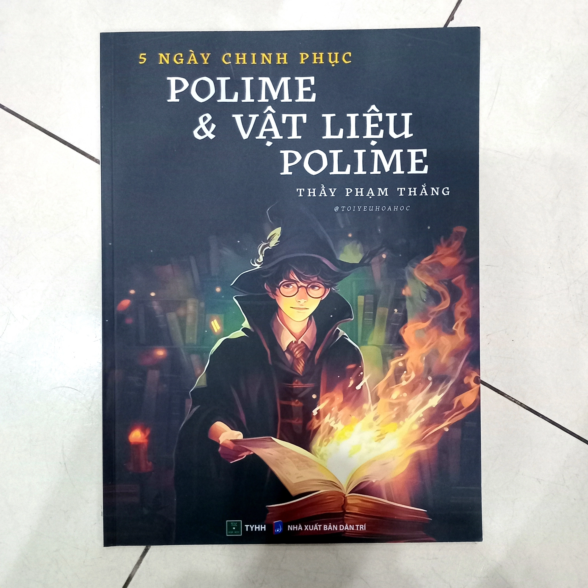 5 ngày chinh phục polime và vật liệu polime 📚 by  - Sách Book Cover - Ngọc Hiển Books